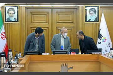 نشست خبری رئیس شورای اسلامی شهر و اعضای کمیسیون برنامه بودجه  3