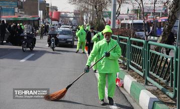 خدمات شهرداری تهران در پایان راهپیمایی ۲۲ بهمن 35