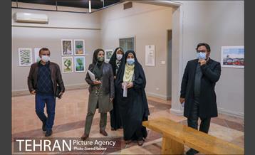 بازدید مدیران شهری و اعضای شورای شهر تهران از نمایشگاه تهران از منظر هنرمندان-3 31