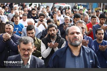 نماز عید سعید فطر در مصلای تهران 49