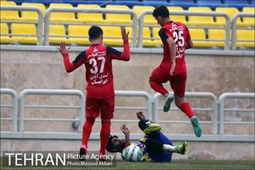 دیدار دوستانه تیم های فوتبال پرسپولیس و پارس جنوبی جم