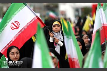 اجتماع «دختران آرمانی» 37