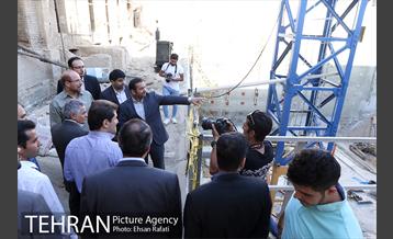 بازدید شهردار تهران از روند بازسازی و مرمت خانه باغ اتحادیه 17