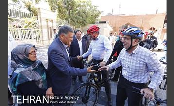 بازدید شهردار تهران از بیمارستان سینا  5