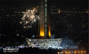 نور افشانی در شب سالگرد پیروزی انقلاب اسلامی 9