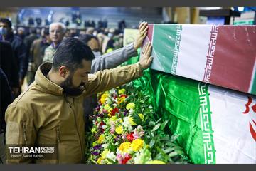 تشییع دو شهید گمنام دفاع مقدس در وزارت ورزش و جوانان 4