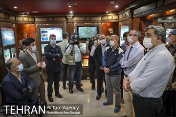 بازدید سفرای اروپایی و شهردار تهران از موزه صلح 6
