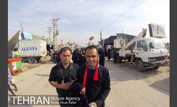 زائران مسیر کربلا  15