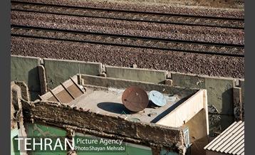 حاشیه نشینان ریل راه آهن 38