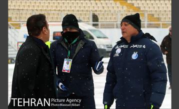 دیدار تیم‌ های فوتبال ماشین سازی تبریز واستقلال تهران