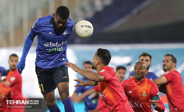 دیدار تیم های فوتبال استقلال تهران و فولاد خوزستان 34