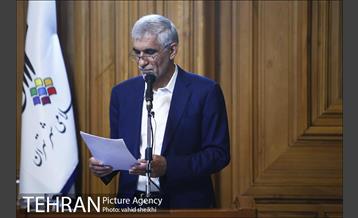 ارائه لایحه برنامه سوم توسعه شهر تهران توسط شهردار به شورای شهر  20