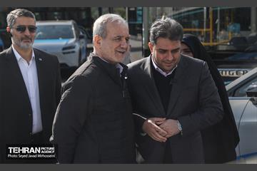 مراسم رونمایی از نخستین بسته حمل و نقل عمومی برقی تهران 3