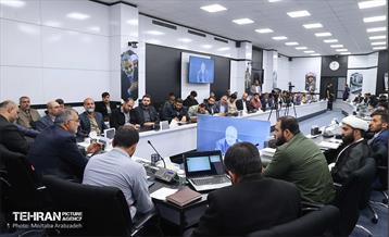 نشست صمیمانه اعضای گروه‌های جهادی با شهردار تهران 14