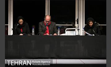 نمایشنامه خوانی مو‎ 25