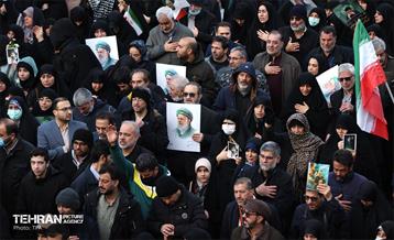 تشییع پیکر ۱۰۰ شهید مردمی و مدافع امنیت در تهران 11