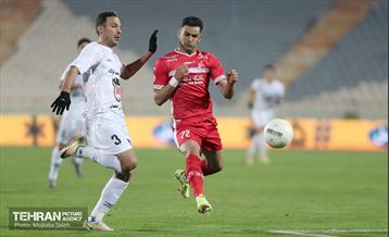 دیدار تیم های فوتبال پرسپولیس و ذوب آهن  7