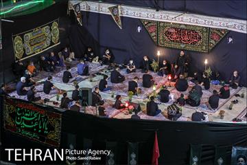مراسم عزاداری شب عاشورای حسینی در هیات فرهنگی جنت العباس(ع) 13