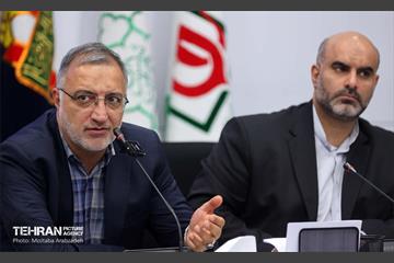 نشست صمیمانه اعضای گروه‌های جهادی با شهردار تهران 2