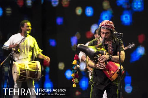 کنسرت آنلاین گروه لیان و جناب خان 5