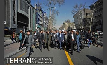 احیای درختان خیابان  ولیعصر( عج) با حضور شهردار تهران  18