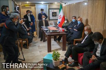 بازدید شهردار تهران از همراه سرای مرکز طبی کودک 26