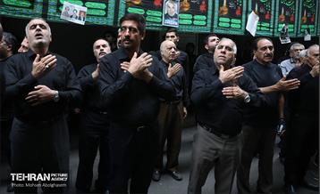 عزاداری ظهر تاسوعا در بازار بزرگ تهران 33