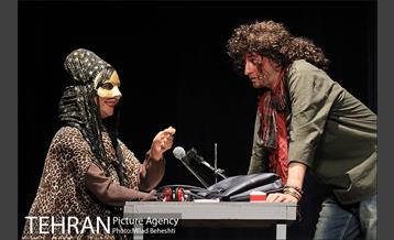 افتتاح نمایش ناگهان پیت حلبی 17