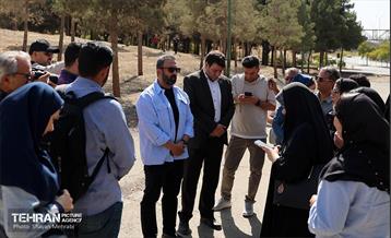 بازدید اصحاب رسانه از روند انجام عملیات احیای چیتگر 65