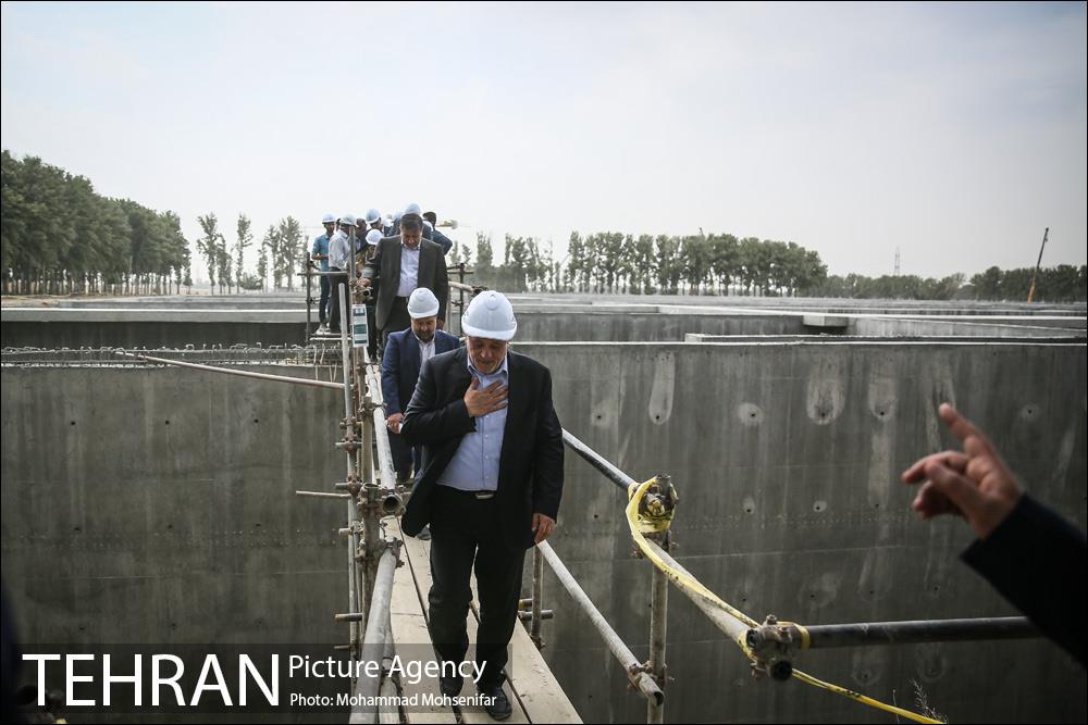 بازدید اعضای شورا شهر از تصفیه خانه فاضلاب فیروزبهرام 24