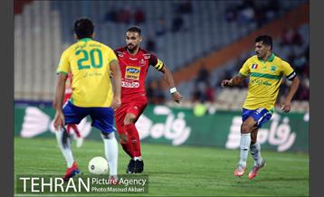 دیدار تیم های پرسپولیس و نفت آبادان 13