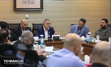 دیدار هیئت عراقی با شهردار تهران