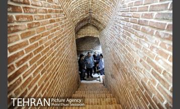 تکیه گردی احمد مسجد جامعی 10