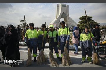 خدمات شهرداری تهران در پایان راهپیمایی ۲۲ بهمن 8