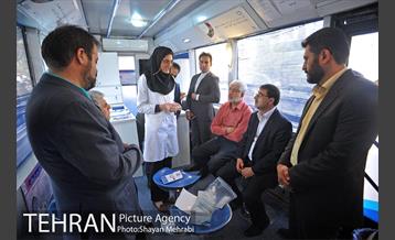 بازدید حسینی مکارم سرپرست شهرداری تهران ار نمایشگاه کتاب 51