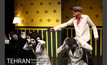 نمایش دل سگ  19