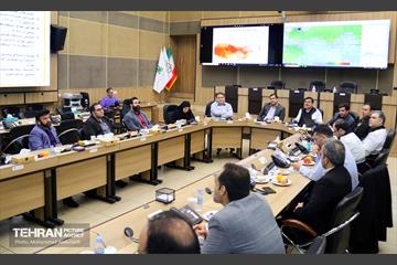 حضور مدیرکل سرمایه انسانی شهرداری تهران در ستاد مدیریت بحران شهرداری تهران 19