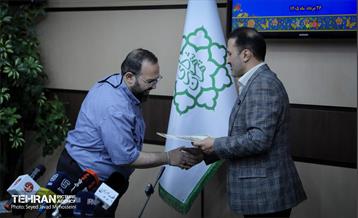 نشست خبری شهردار منطقه 14 3