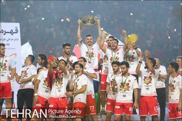 قهرمانی تیم فوتبال پرسپولیس د رقابت‌های جام حذفی فوتبال ایران 3