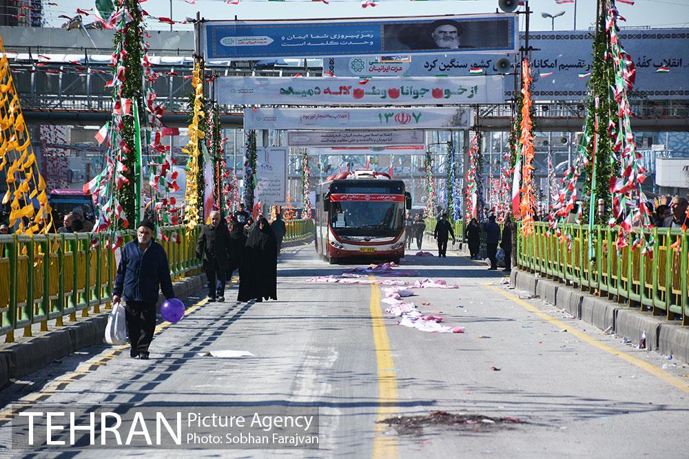 خدمات رسانی شهرداری تهران در راهپیمایی 22 بهمن 2