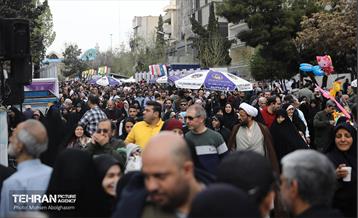 نماز عید سعید فطر در مصلای تهران 13