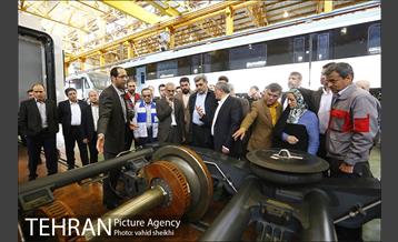 بازدید شهردار تهران از کارخانه واگن سازی تهران 11