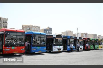 بازدید اصحاب رسانه از منطقه ۵ شرکت واحد اتوبوسرانی 10