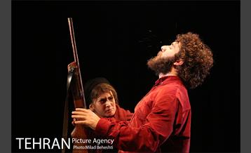 نمایش نقاشی اشر 15