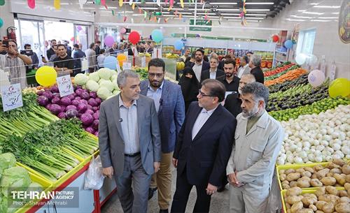 افتتاح بازار میوه و تره‌بار میخک و مروارید 27