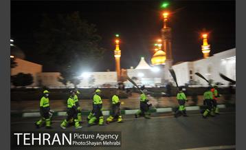 شروع بکار نیروهای خدمات شهری بعد از پایان مراسم ارتحال امام خمینی (ره) 18