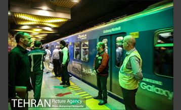 خدمات شهرداری تهران به مناسبت رحلت امام خمینی در مرقد امام خمینی (ره)  12