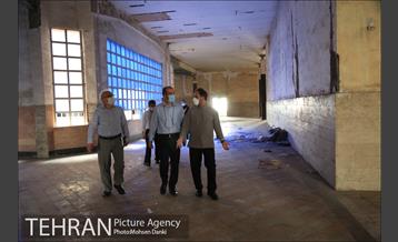 بازدید معاون شهرسازی و معماری شهرداری تهران و شهردار منطقه ۱۲ از بازار امین السلطان 20