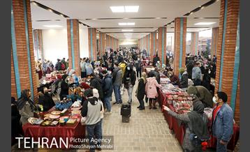 جمعه ‌بازار پروانه  15