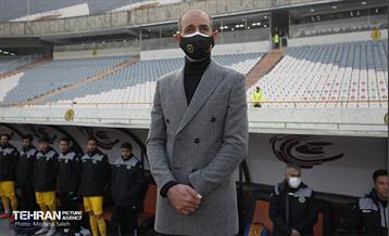 دیدار تیم‌های فوتبال استقلال و سپاهان 3